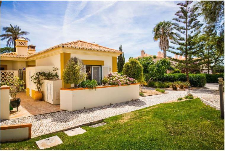 2Bedroom Bungalow Heated Shared Pool ,Near Carvoeiro And Ferrugudo Exteriér fotografie