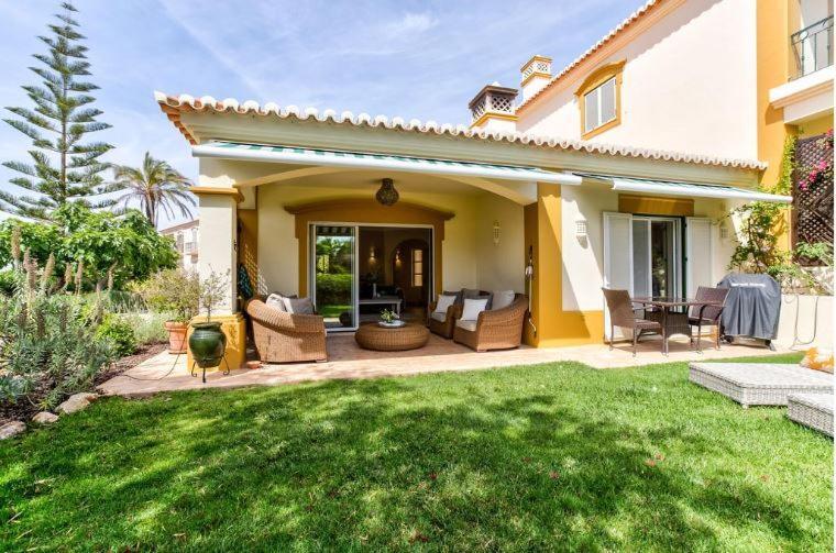2Bedroom Bungalow Heated Shared Pool ,Near Carvoeiro And Ferrugudo Exteriér fotografie